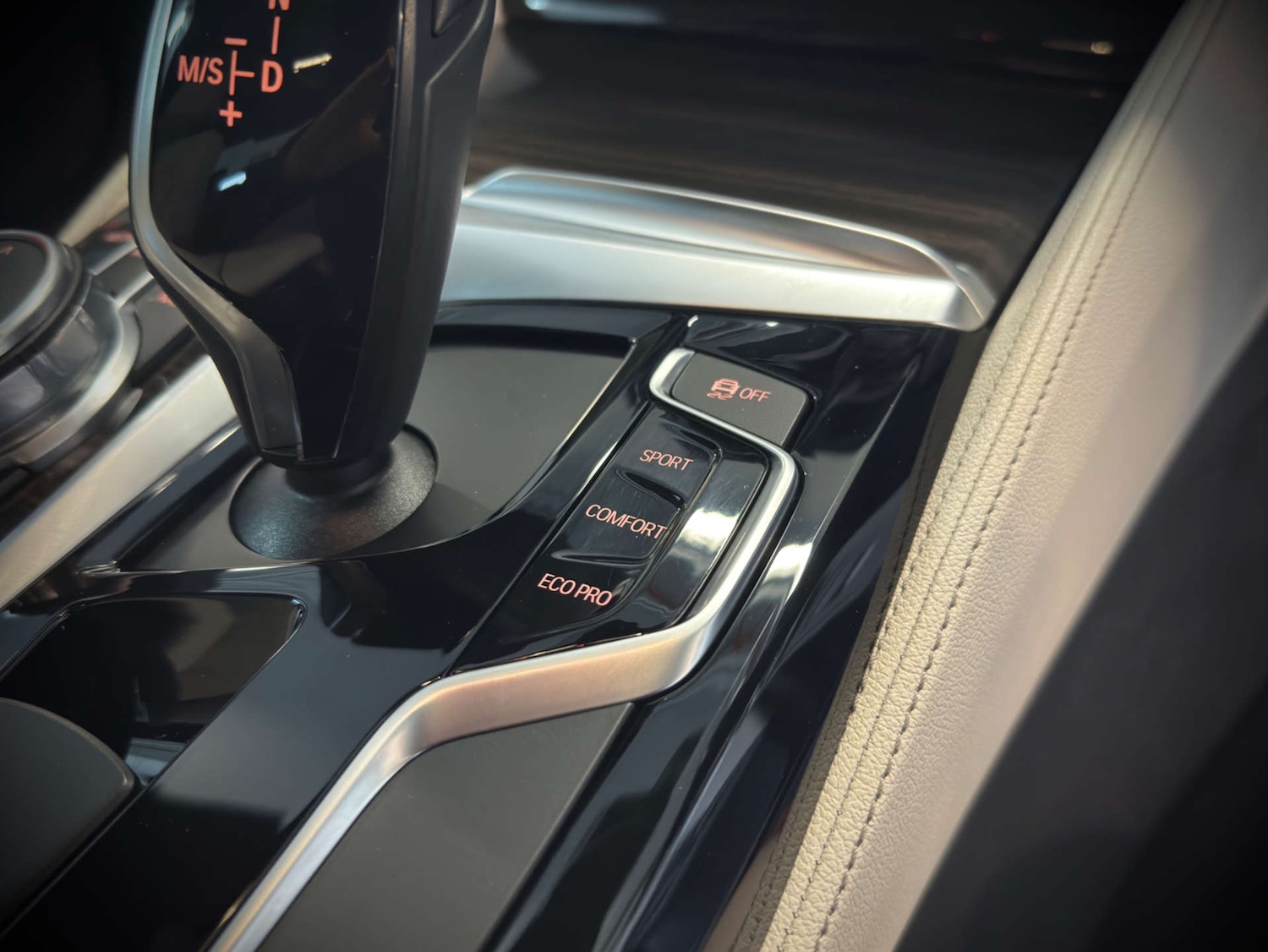 Used BMW 5 Series 2017 for sale - 76278296: Photo 46