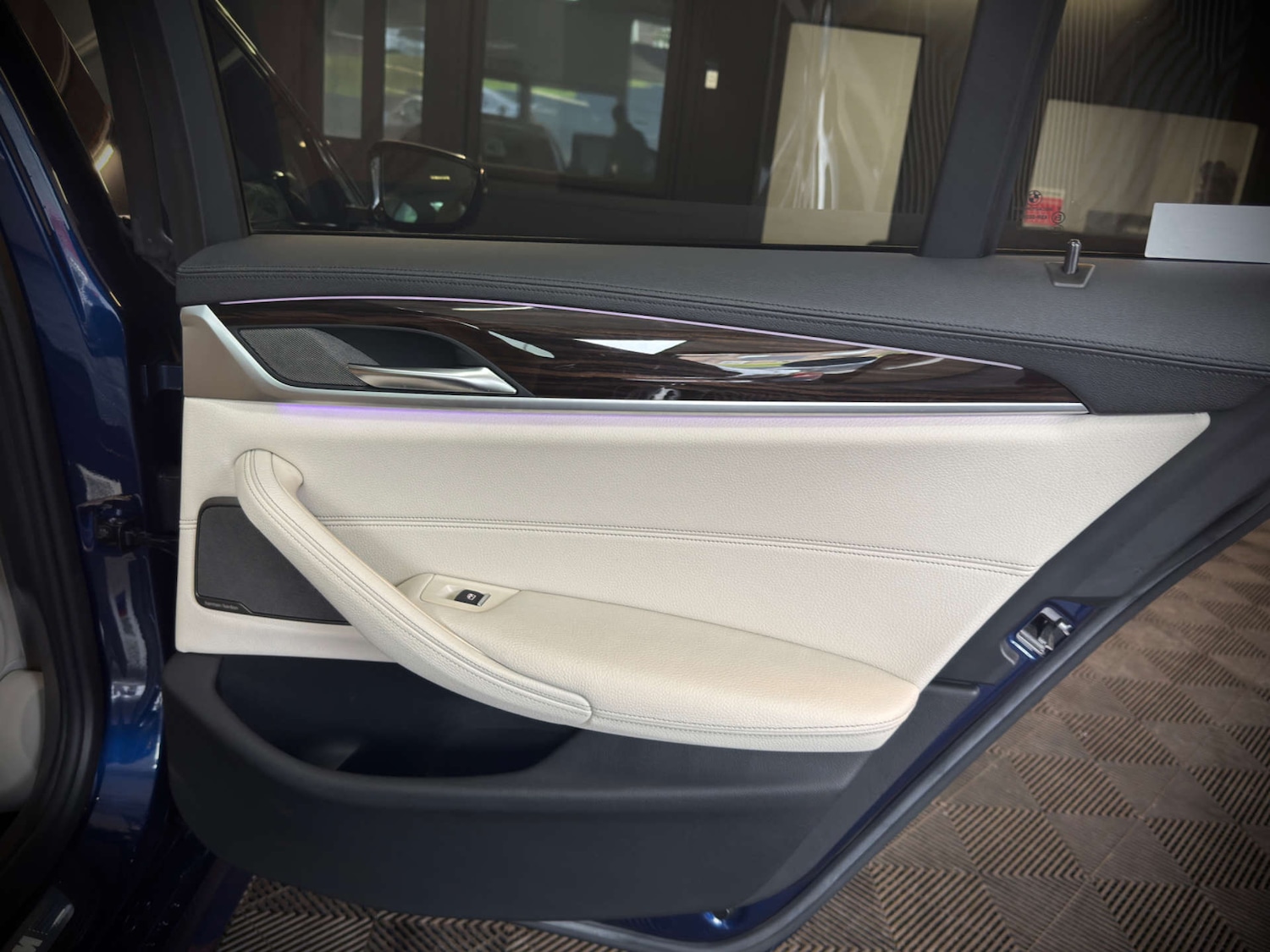 Used BMW 5 Series 2017 for sale - 76278296: Photo 75