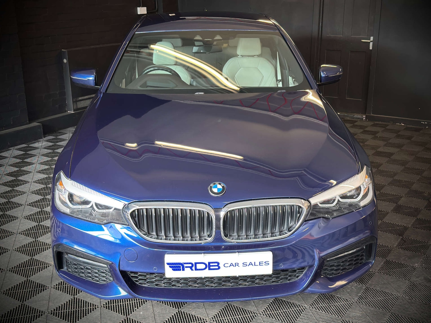 Used BMW 5 Series 2017 for sale - 76278296: Photo 8