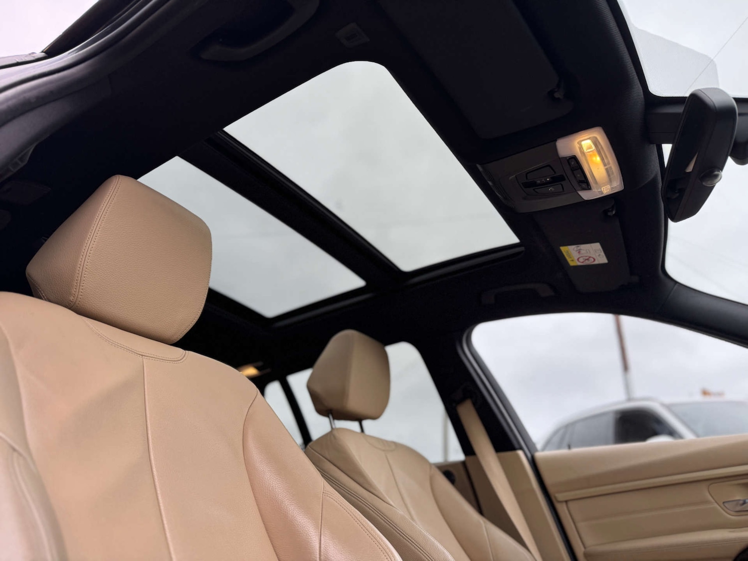 Used BMW 3 Series 2014 for sale - 76720462: Photo 3