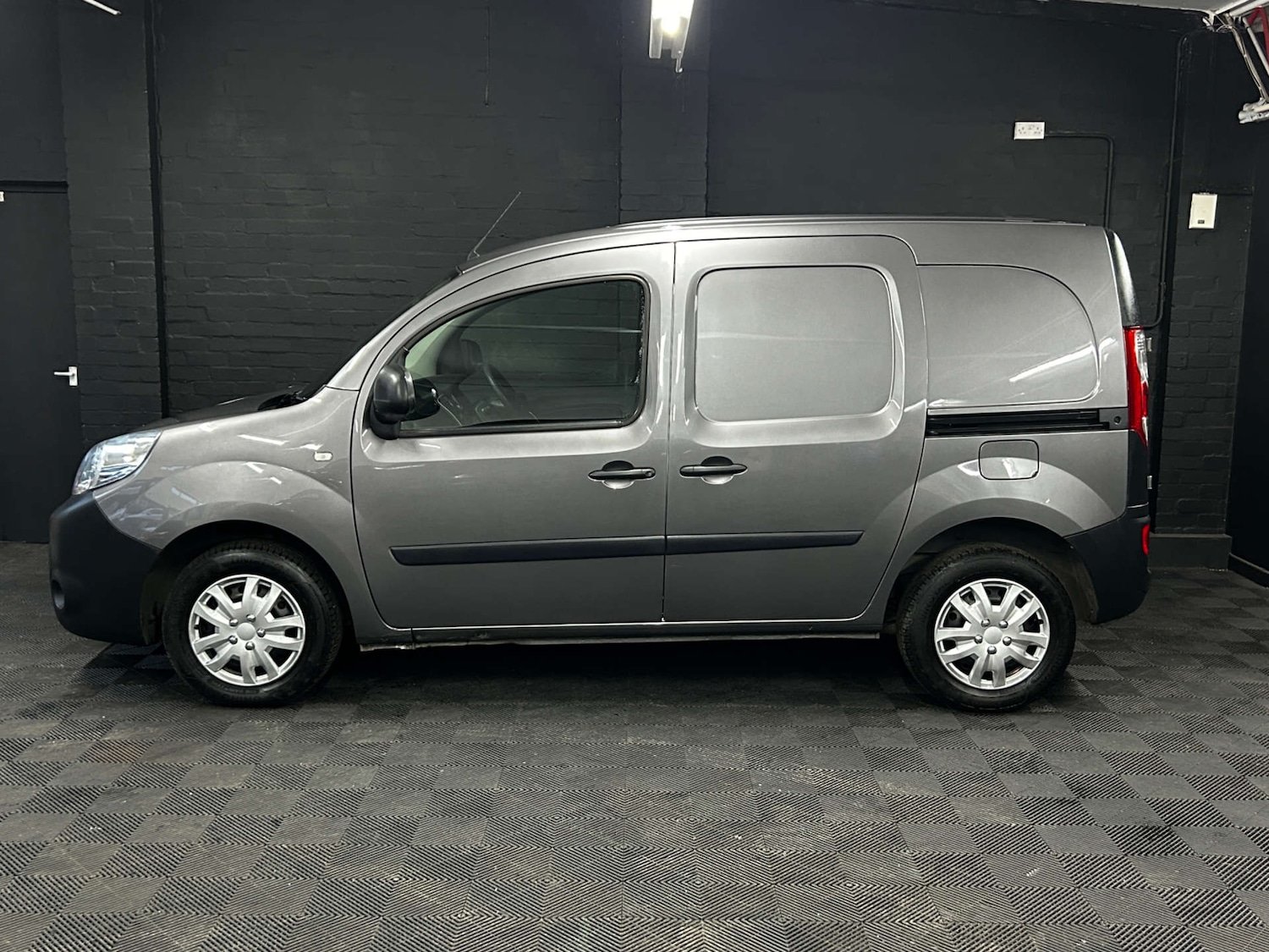 Used Nissan NV250 2020 for sale - 76629637: Photo 10