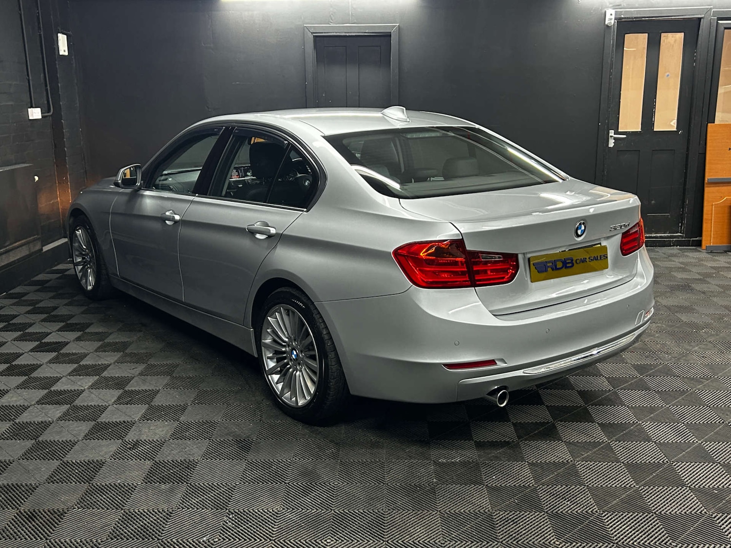 Used BMW 3 Series 2013 for sale - 77621882: Photo 21