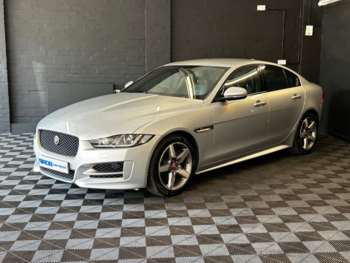 Used Jaguar XE 2017 for sale - 74764743: Photo