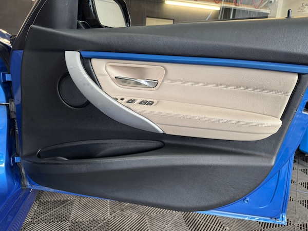 Used BMW 3 Series 2017 for sale - 75553789: Photo 32
