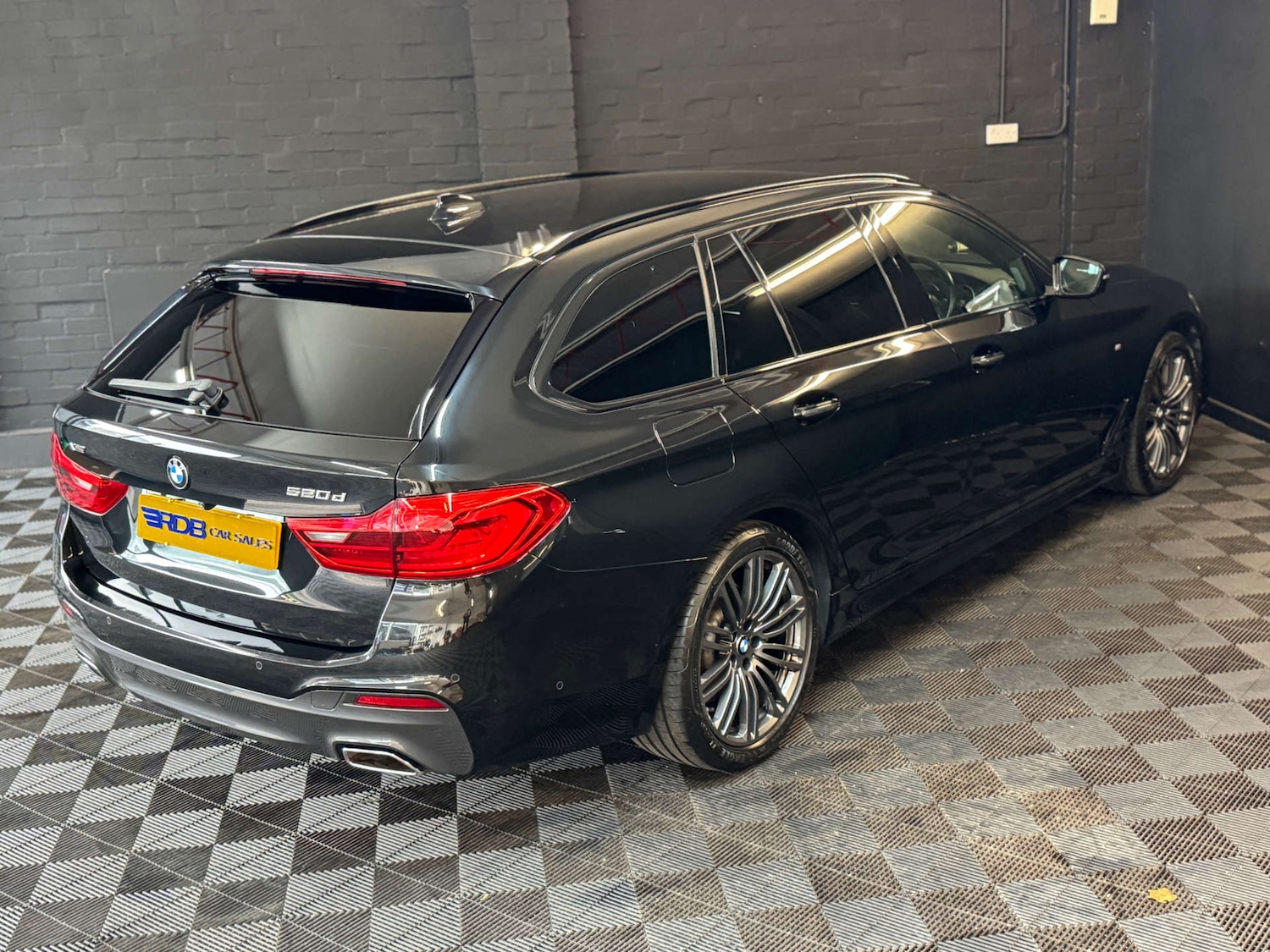 Used BMW 5 Series 2017 for sale - 76830108: Photo 19