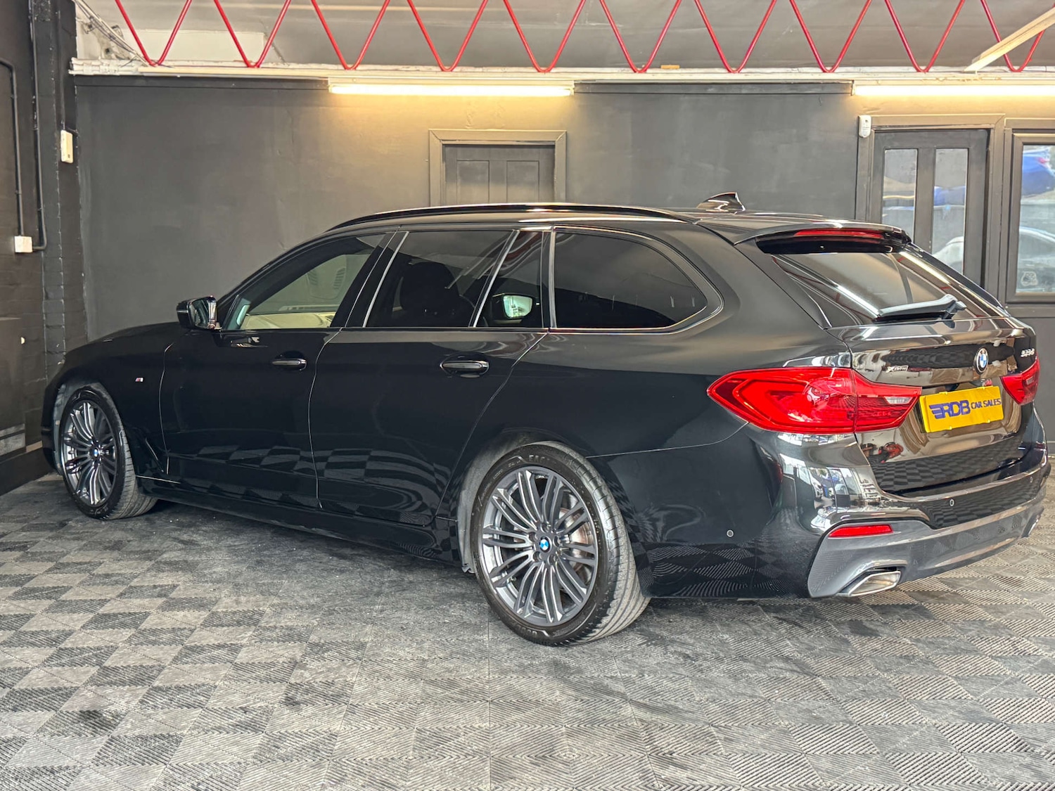 Used BMW 5 Series 2017 for sale - 76830108: Photo 27