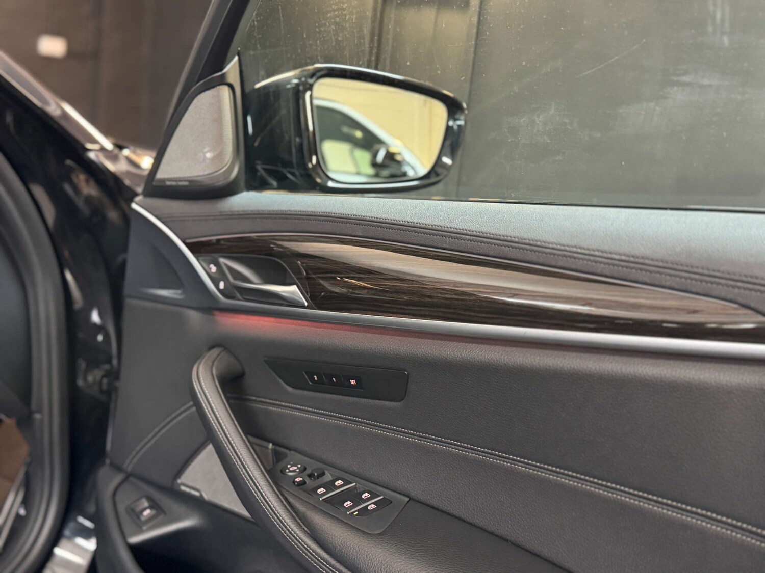 Used BMW 5 Series 2017 for sale - 76830108: Photo 34