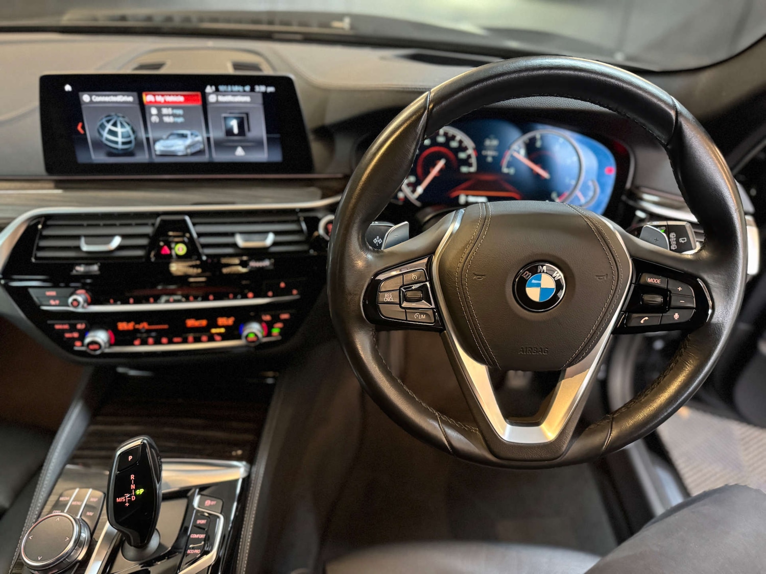 Used BMW 5 Series 2017 for sale - 76830108: Photo 39