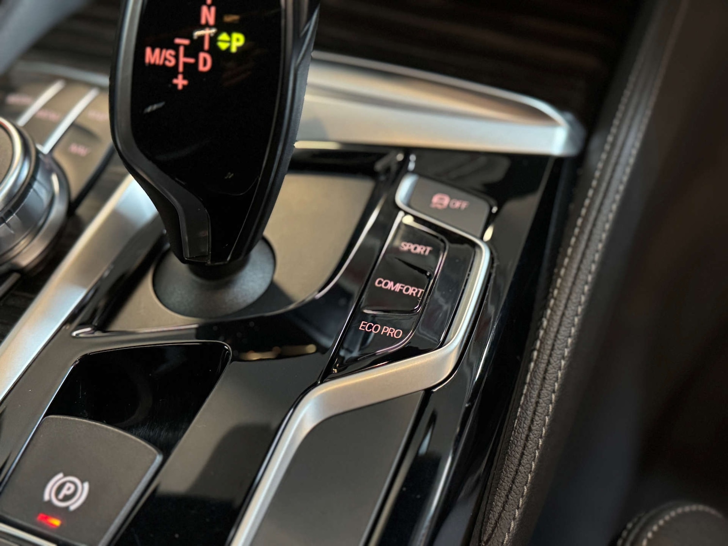 Used BMW 5 Series 2017 for sale - 76830108: Photo 43