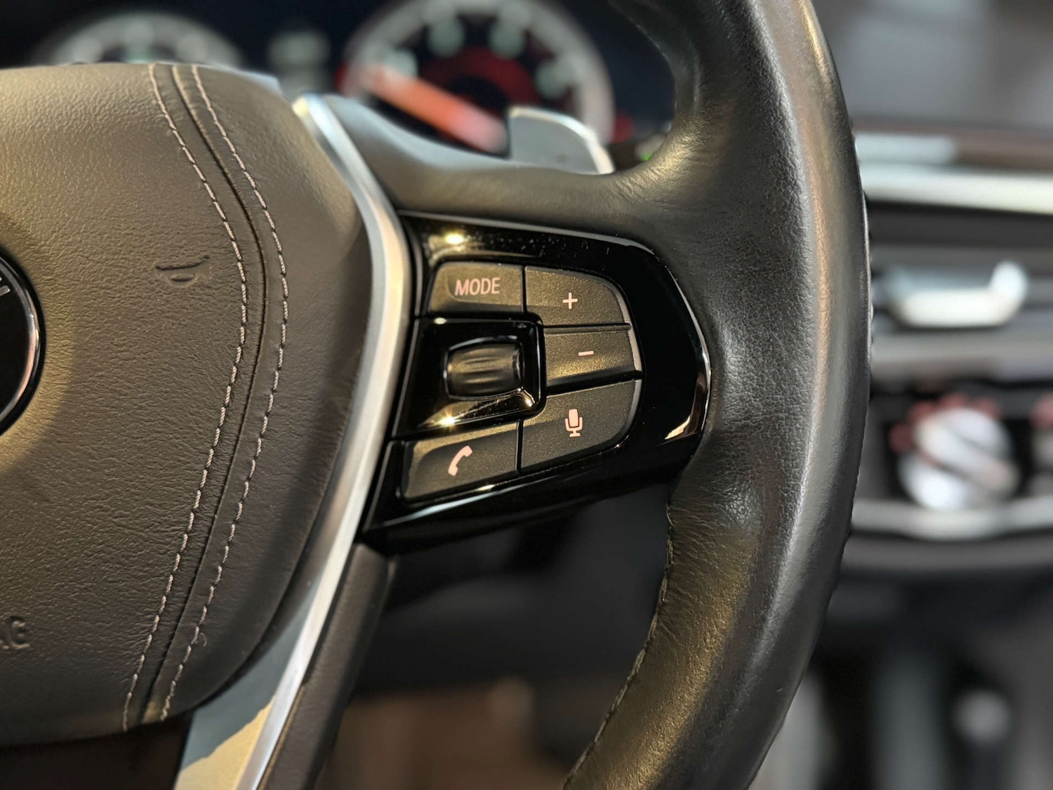 Used BMW 5 Series 2017 for sale - 76830108: Photo 48