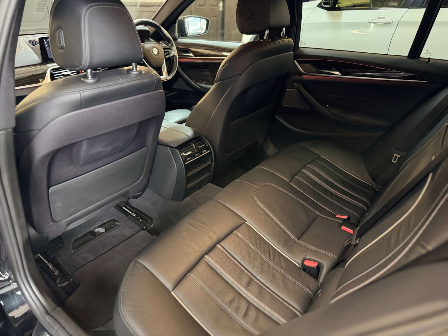 Used BMW 5 Series 2017 for sale - 76830108: Photo 64