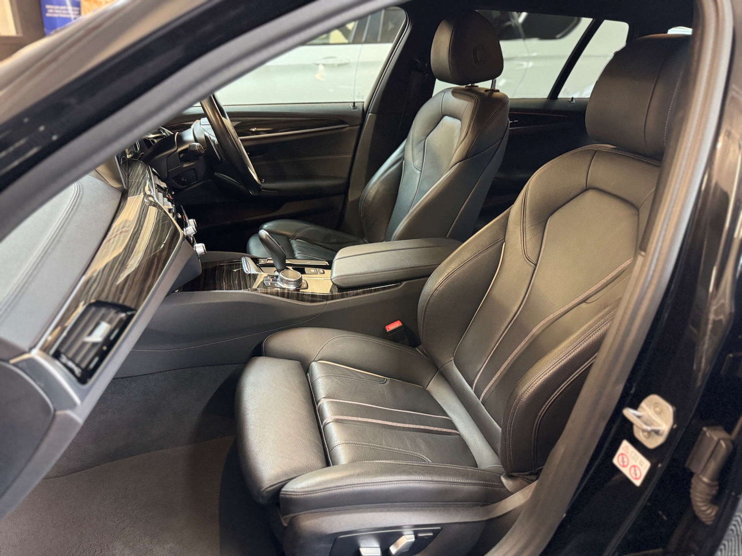 Used BMW 5 Series 2017 for sale - 76830108: Photo 65