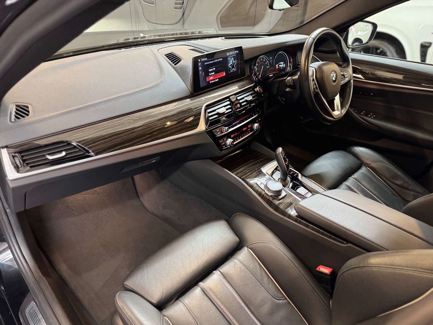 Used BMW 5 Series 2017 for sale - 76830108: Photo 66