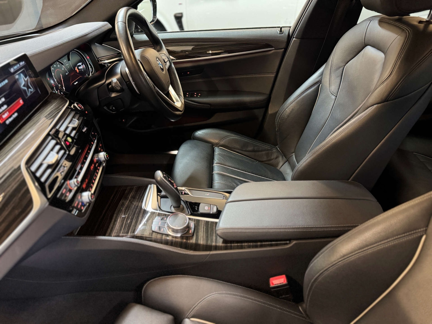 Used BMW 5 Series 2017 for sale - 76830108: Photo 67