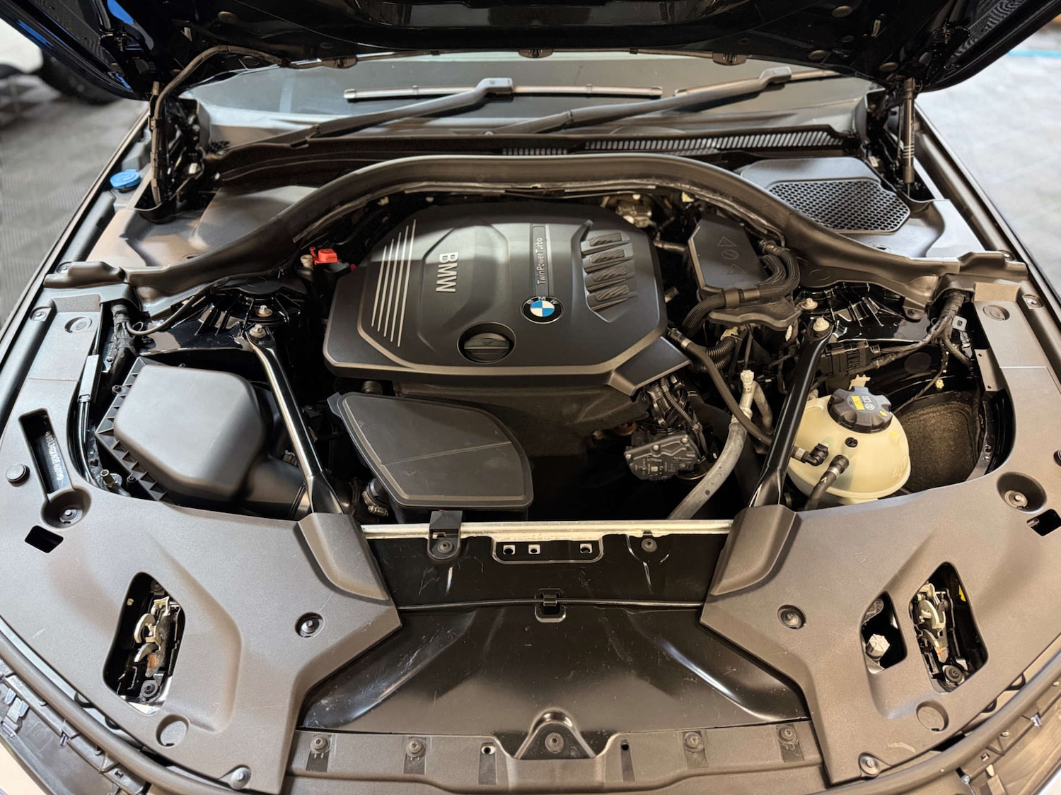 Used BMW 5 Series 2017 for sale - 76830108: Photo 69