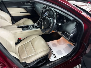 Used Jaguar XE 2016 for sale - 78456104: Photo