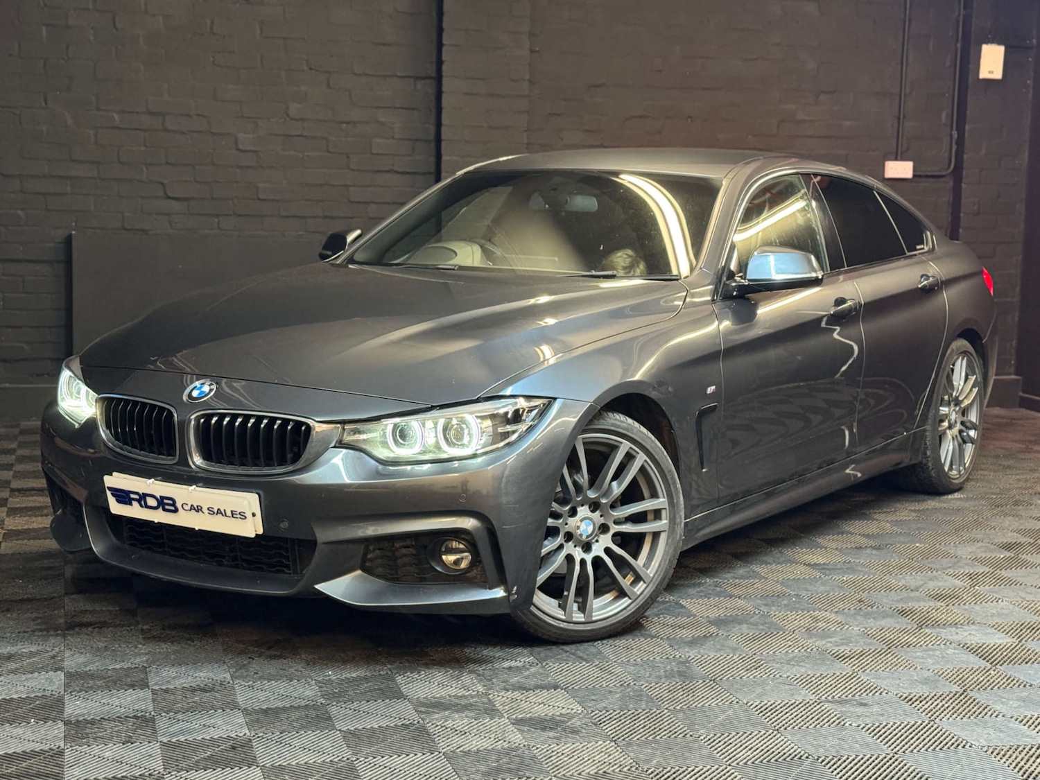 Used BMW 4 Series 2018 for sale - 76663136: Photo 1