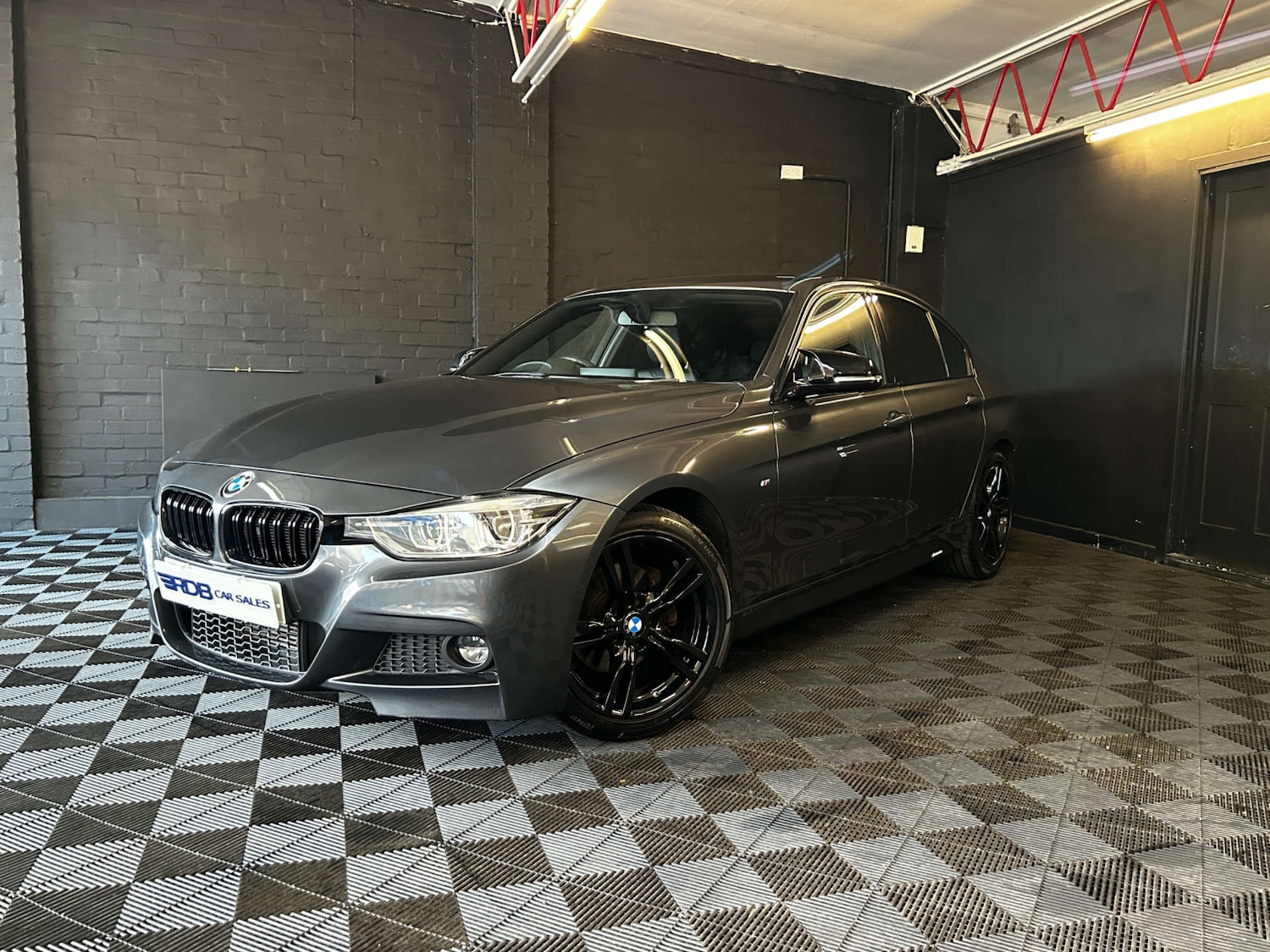 Used BMW 3 Series 2017 for sale - 76422553: Photo 1