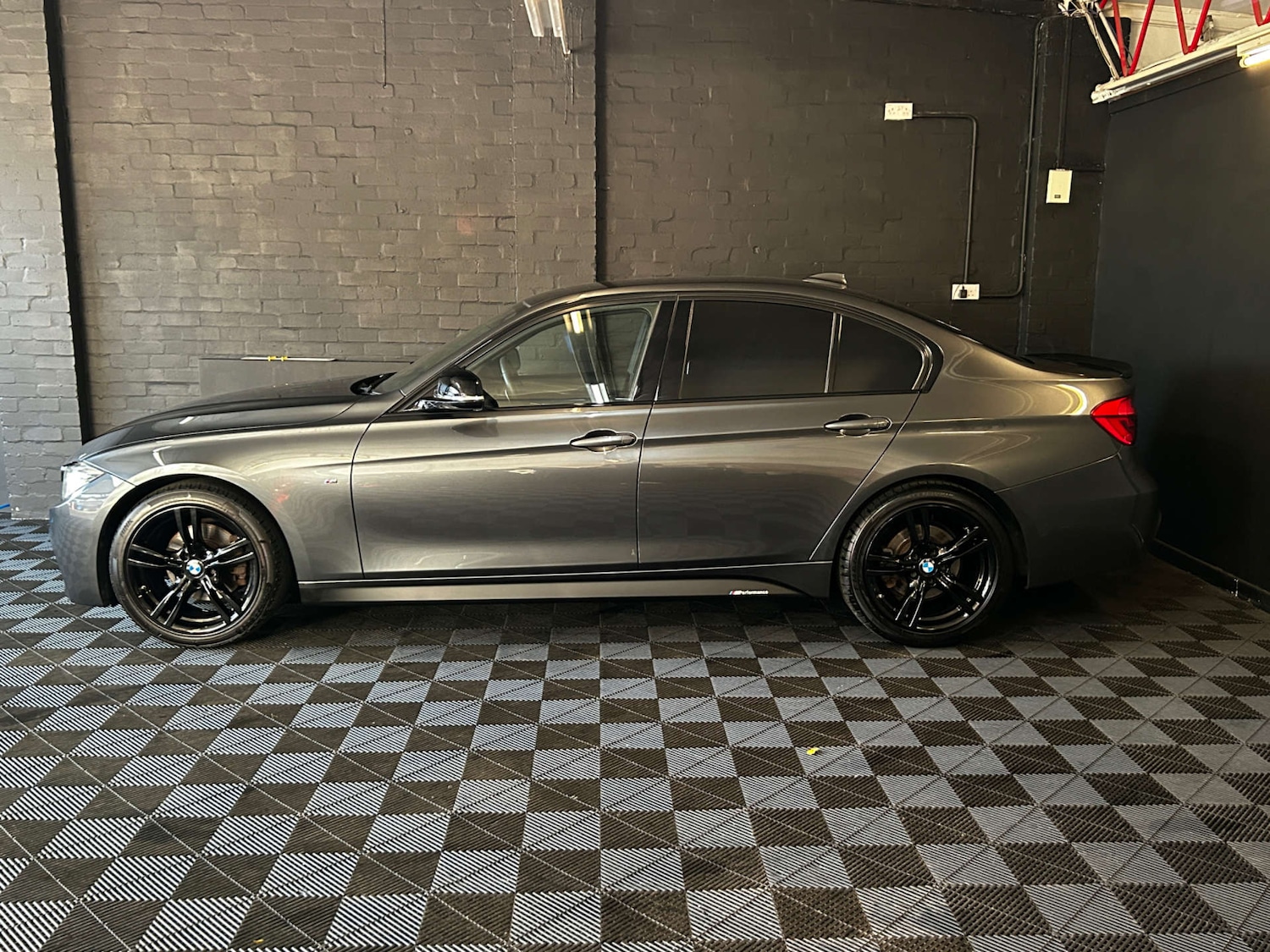 Used BMW 3 Series 2017 for sale - 76422553: Photo 14