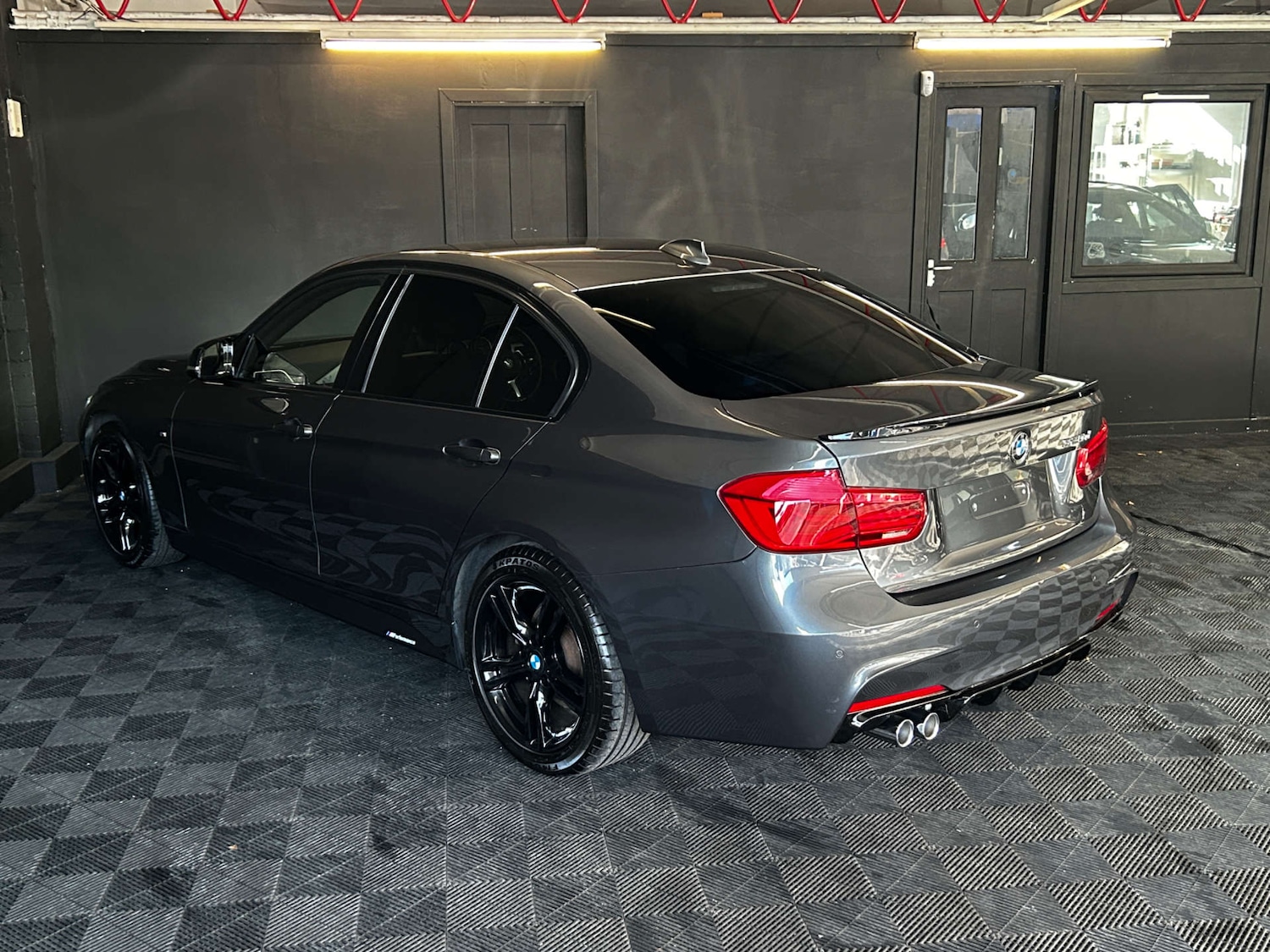 Used BMW 3 Series 2017 for sale - 76422553: Photo 18