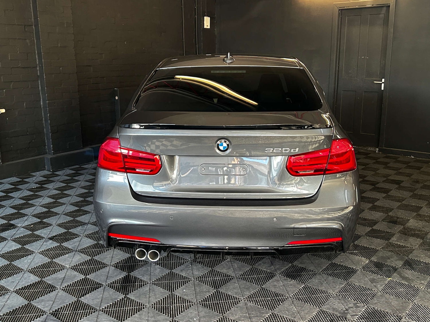 Used BMW 3 Series 2017 for sale - 76422553: Photo 24