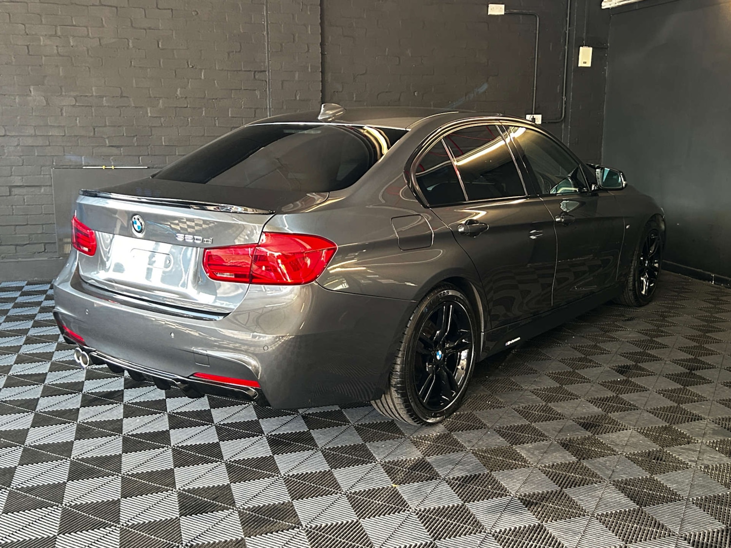 Used BMW 3 Series 2017 for sale - 76422553: Photo 25