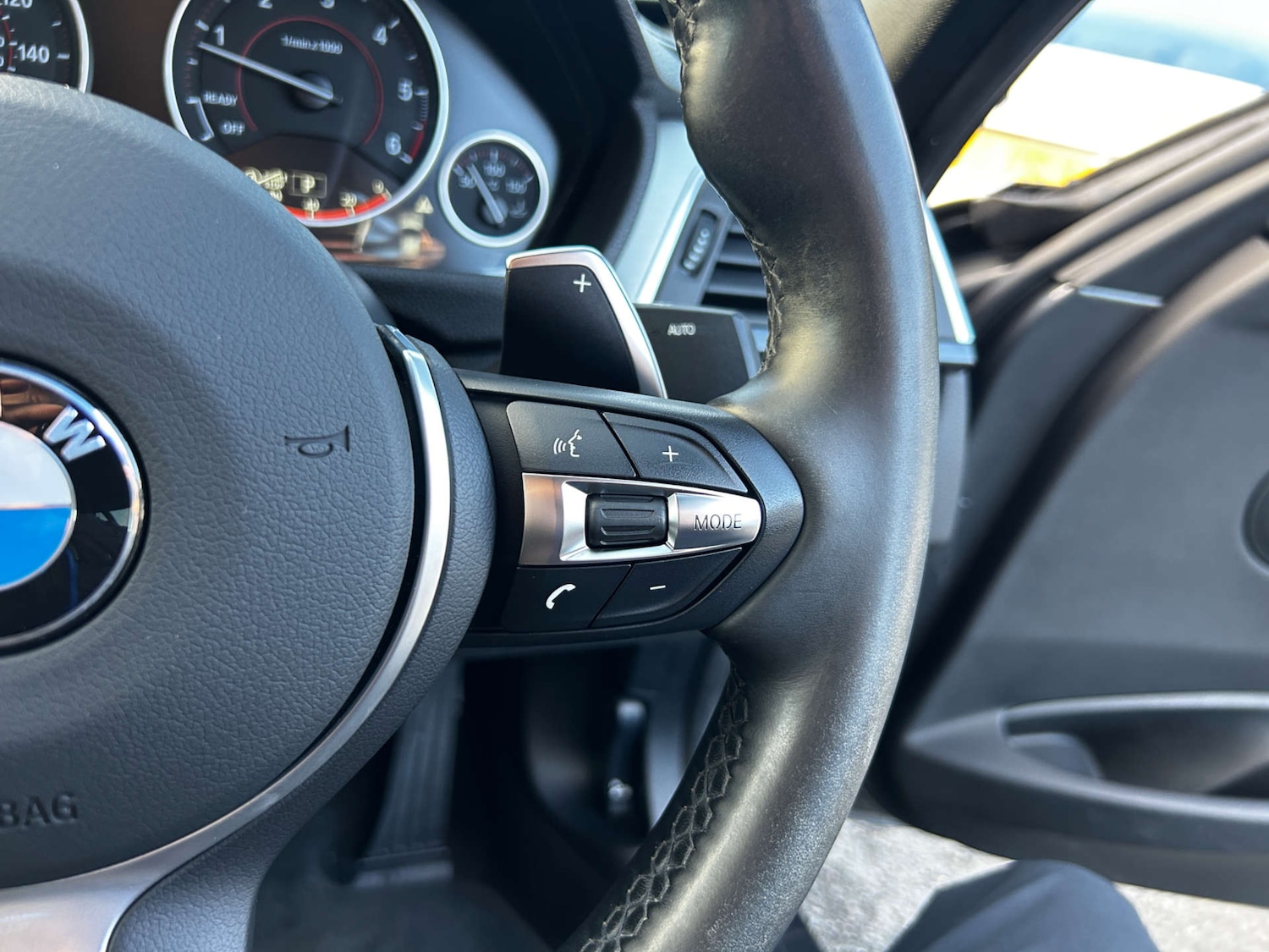 Used BMW 3 Series 2017 for sale - 76422553: Photo 35