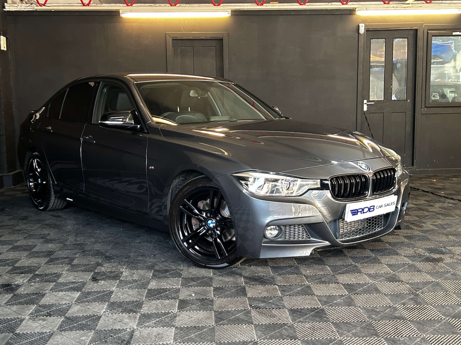 Used BMW 3 Series 2017 for sale - 76422553: Photo 9