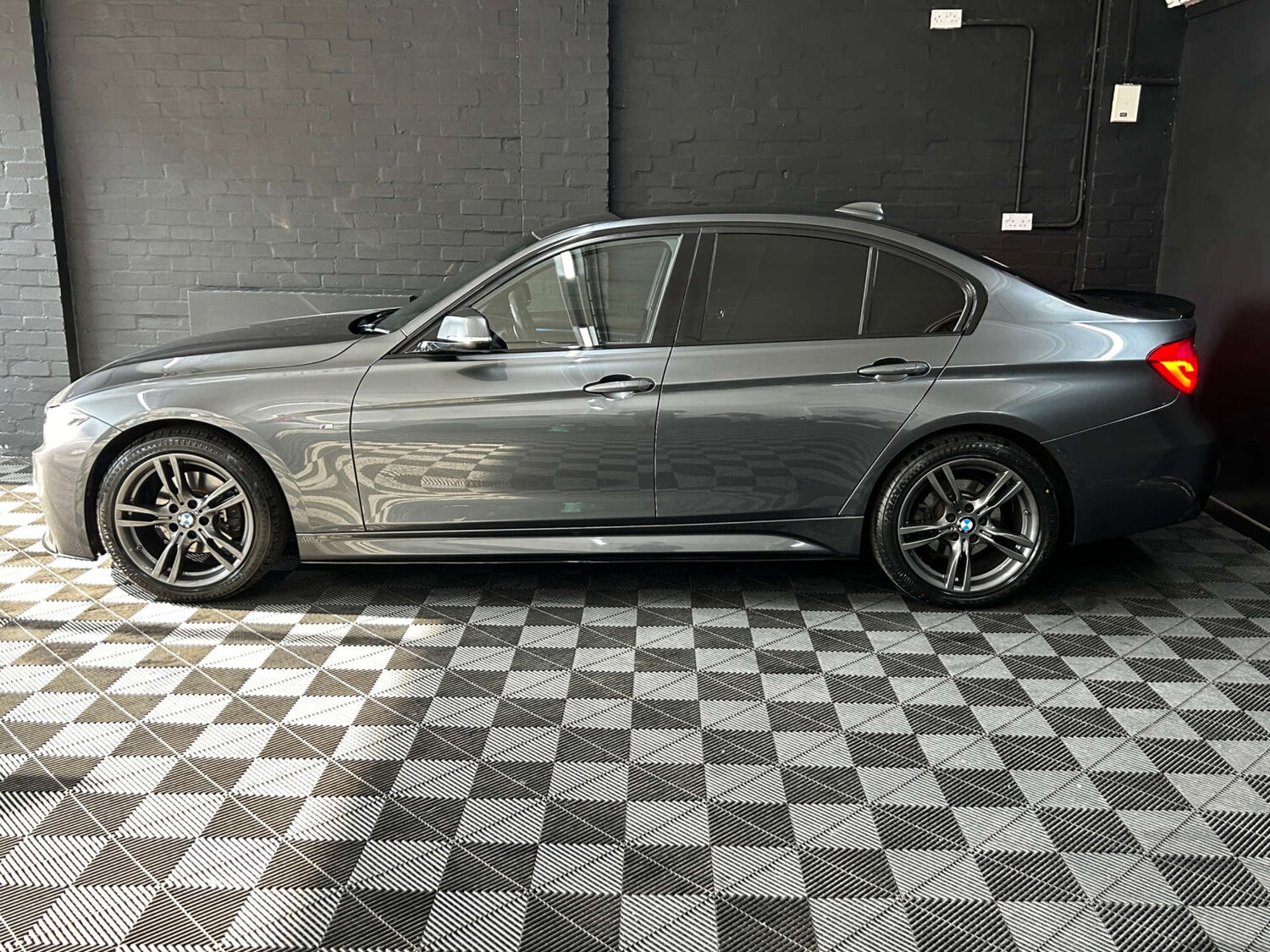 Used BMW 3 Series 2016 for sale - 77762371: Photo 13