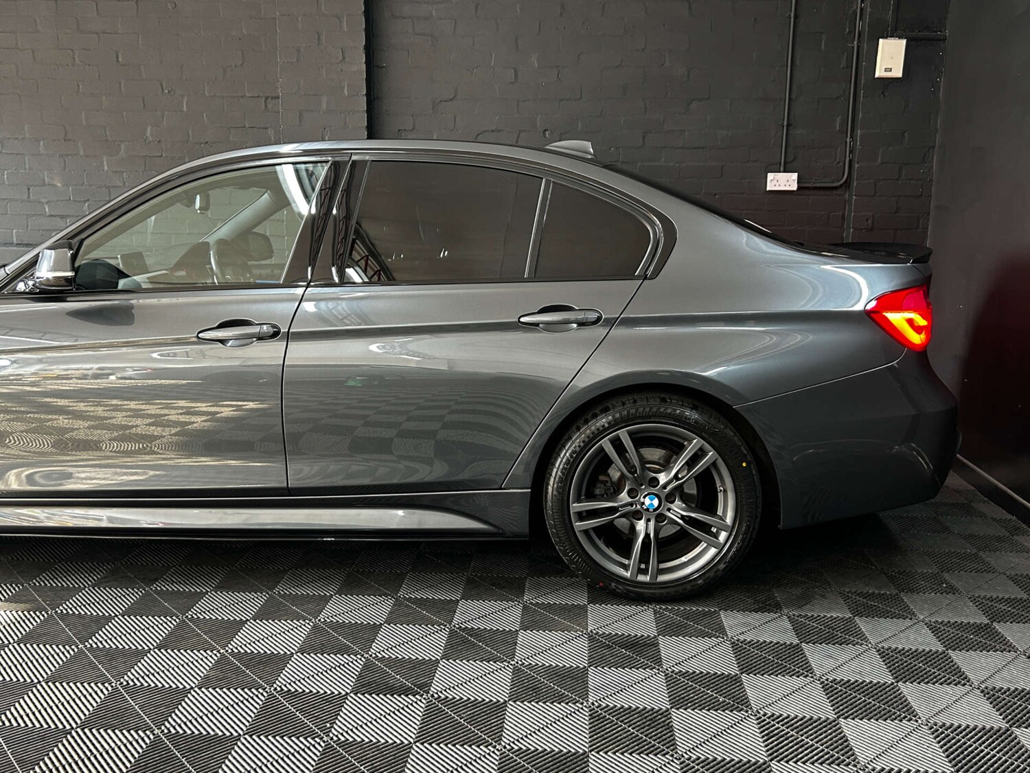 Used BMW 3 Series 2016 for sale - 77762371: Photo 15