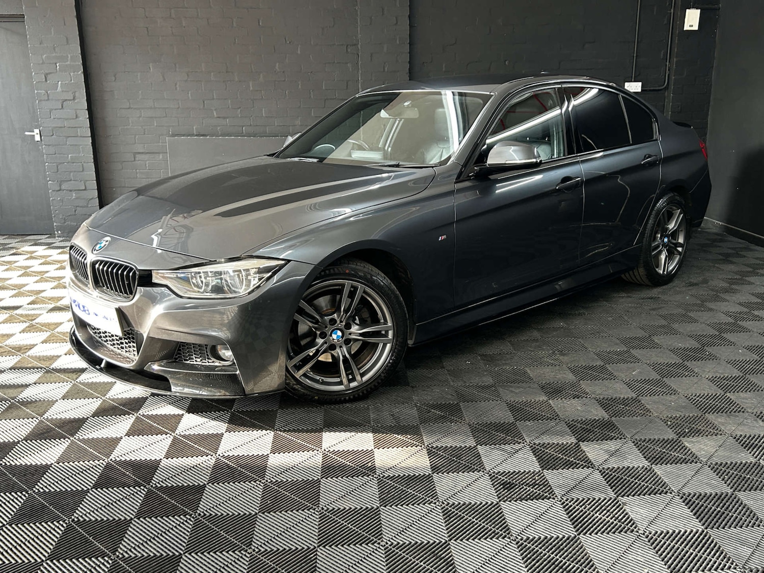 Used BMW 3 Series 2016 for sale - 77762371: Photo 3