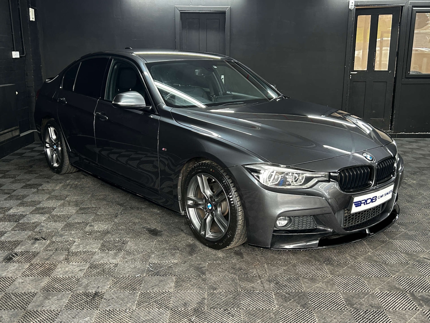 Used BMW 3 Series 2016 for sale - 77762371: Photo 9