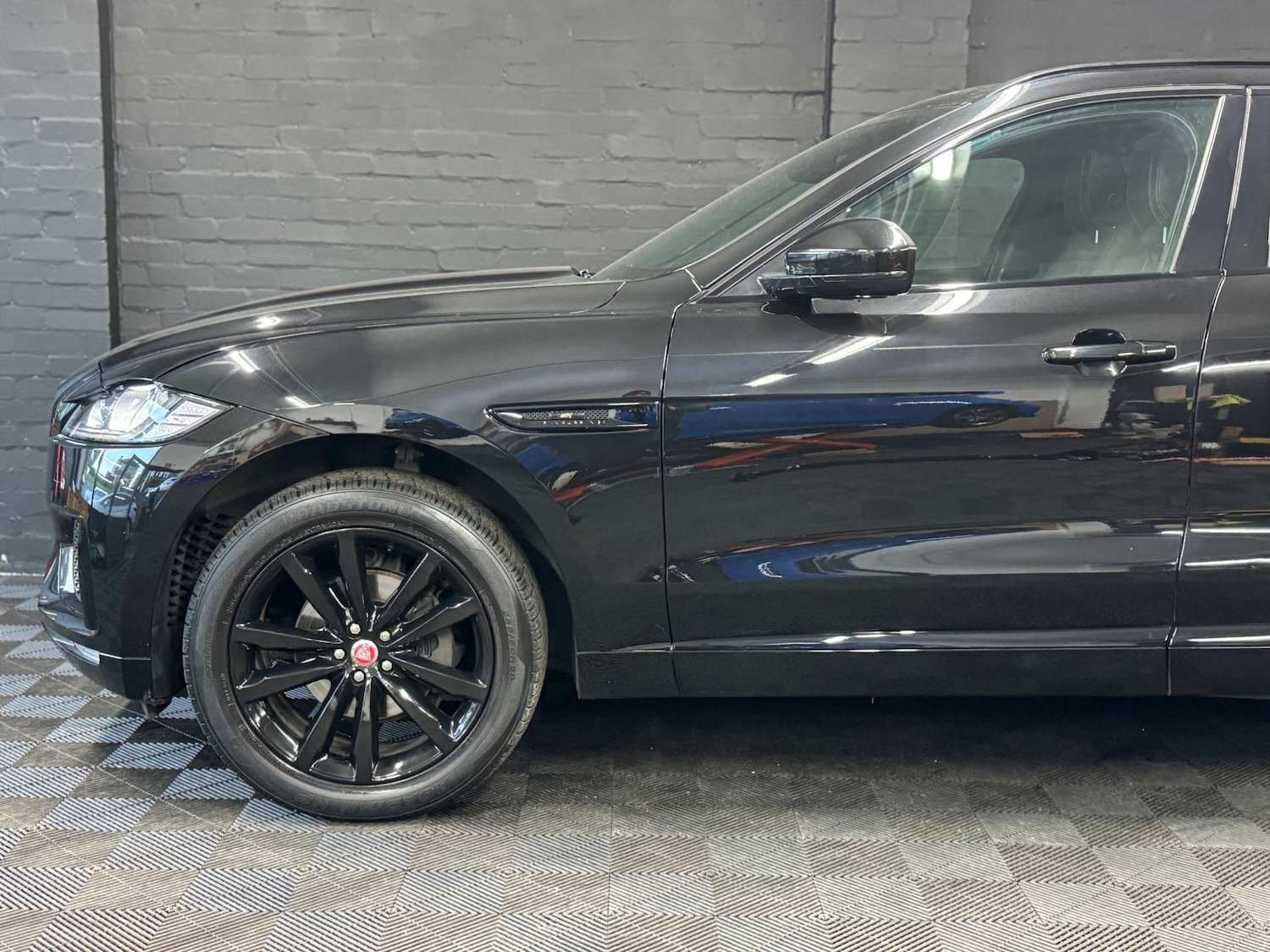 Used Jaguar F-Pace 2020 for sale - 76861633: Photo 12