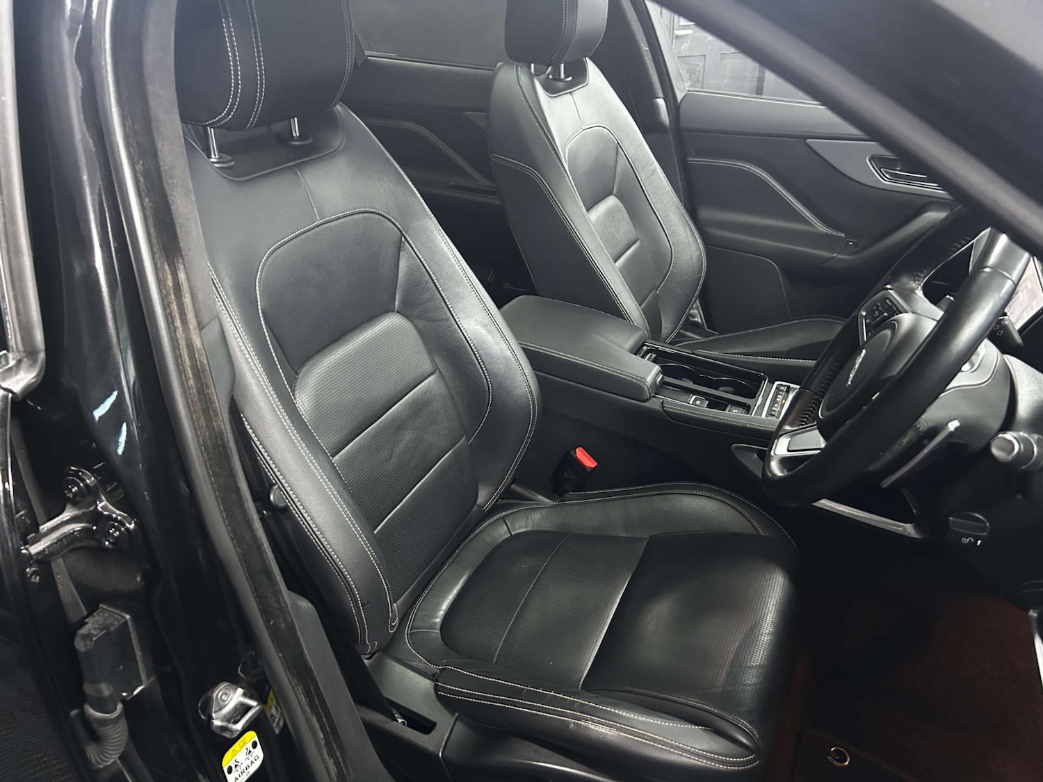 Used Jaguar F-Pace 2020 for sale - 76861633: Photo 34