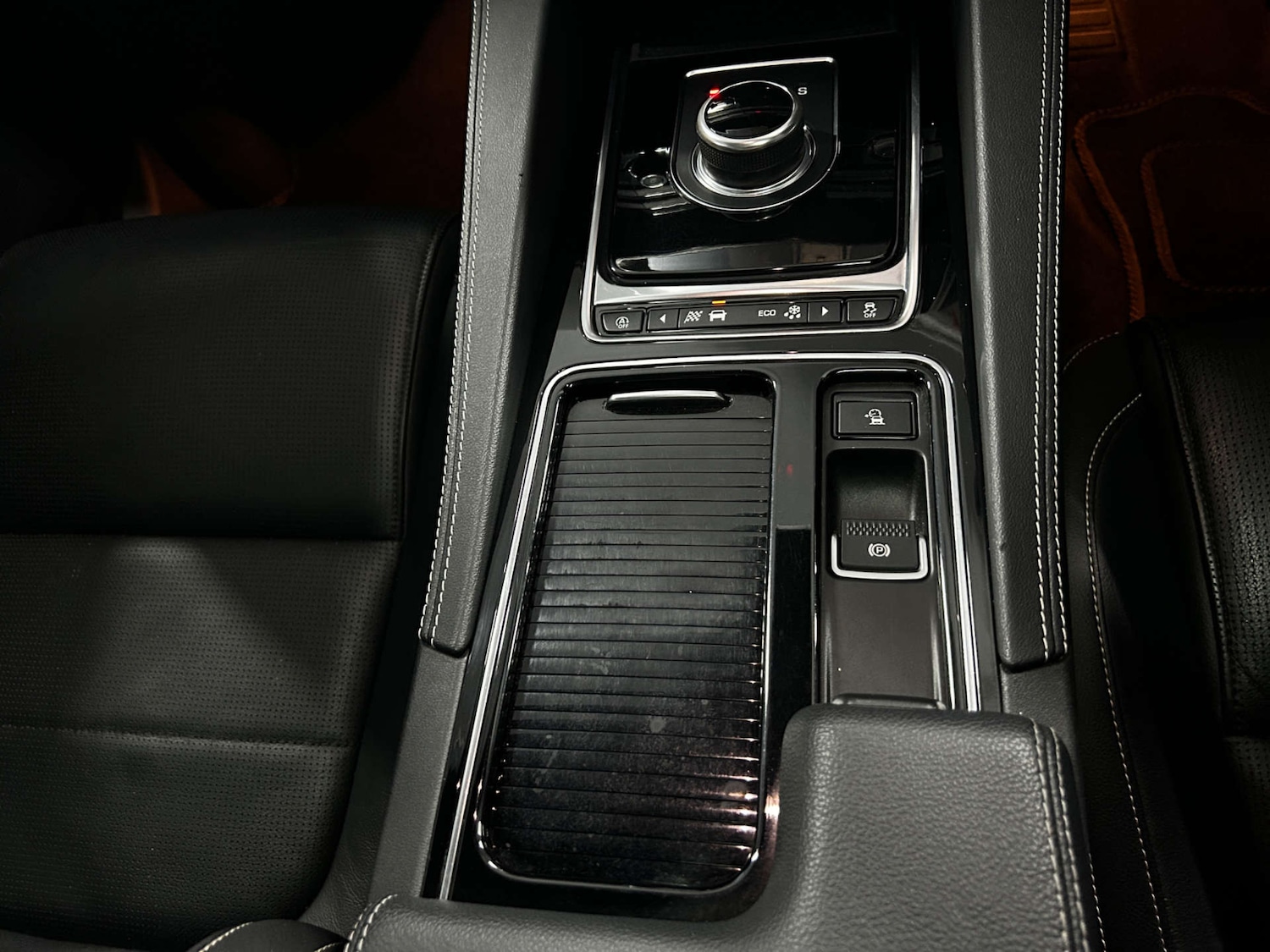 Used Jaguar F-Pace 2020 for sale - 76861633: Photo 49