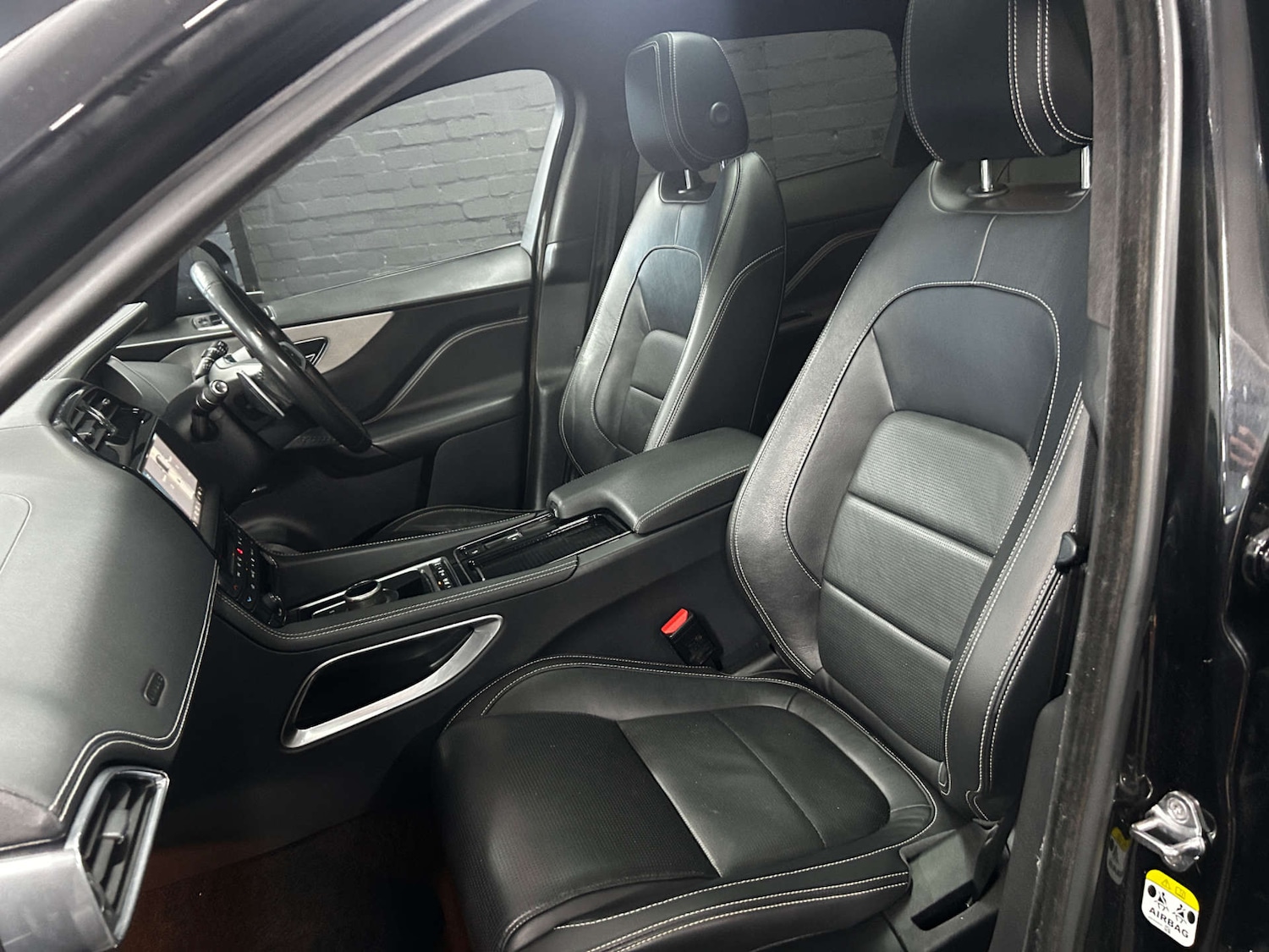 Used Jaguar F-Pace 2020 for sale - 76861633: Photo 57