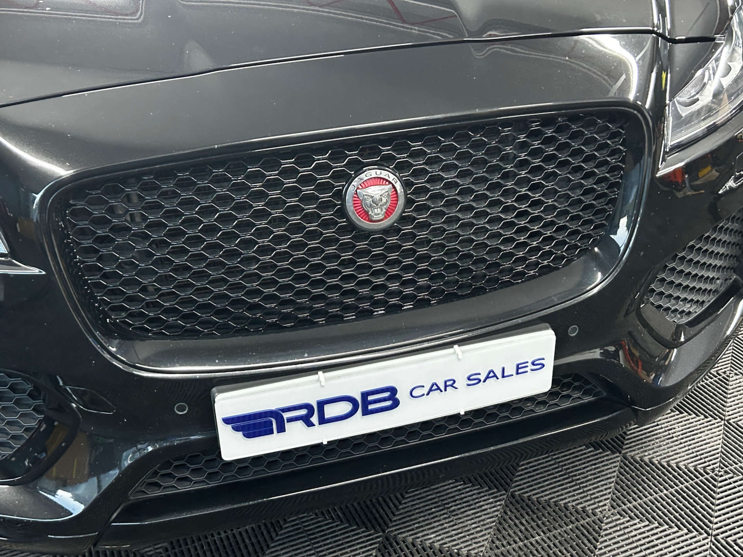 Used Jaguar F-Pace 2020 for sale - 76861633: Photo 6