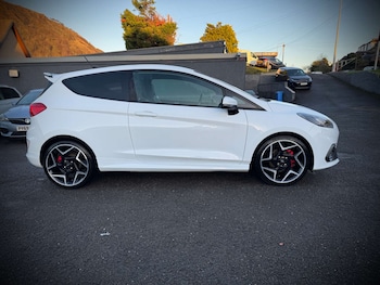 Used Ford Fiesta 2019 for sale - 77195876: Photo