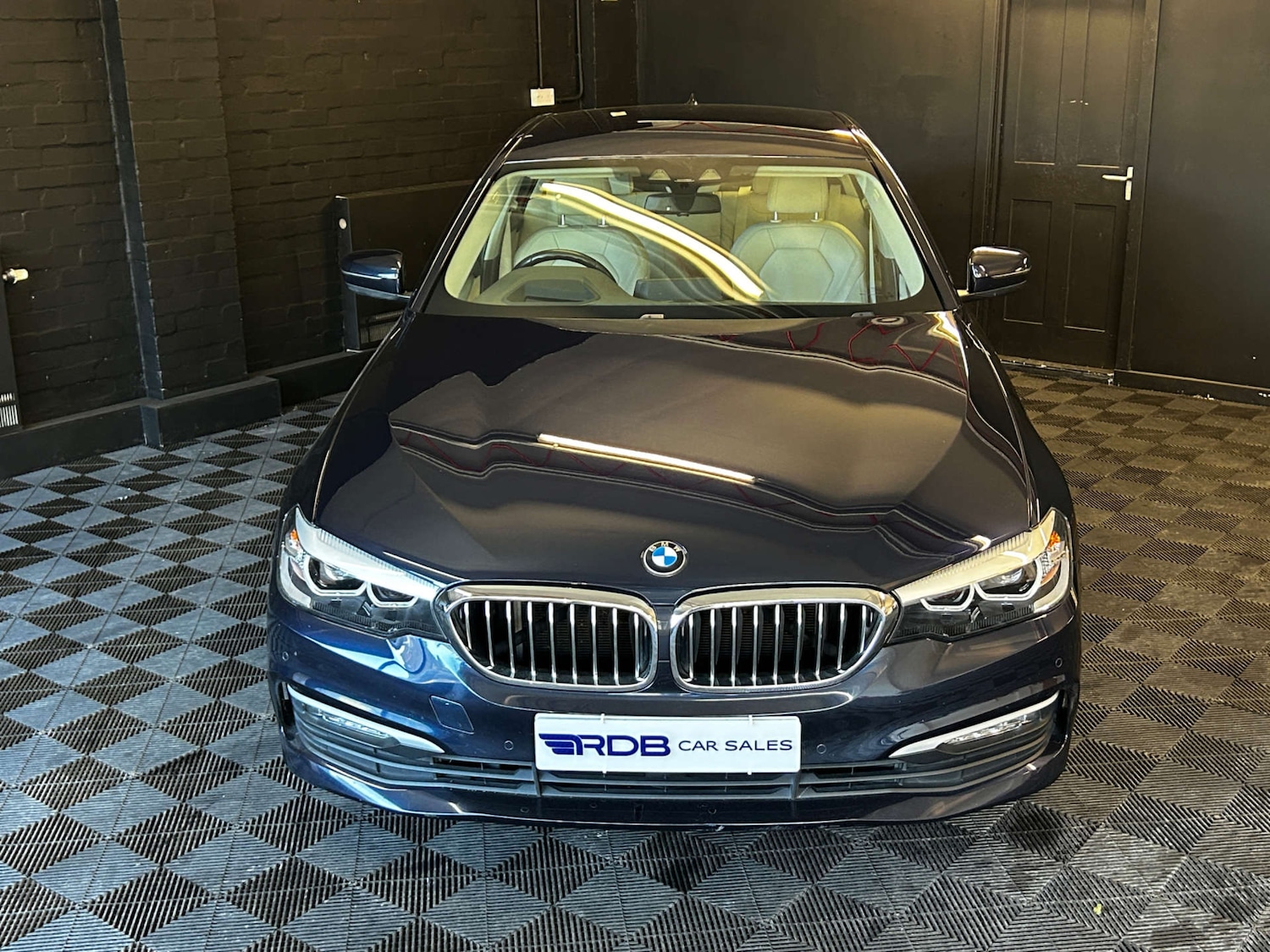 Used BMW 5 Series 2017 for sale - 76604270: Photo 5