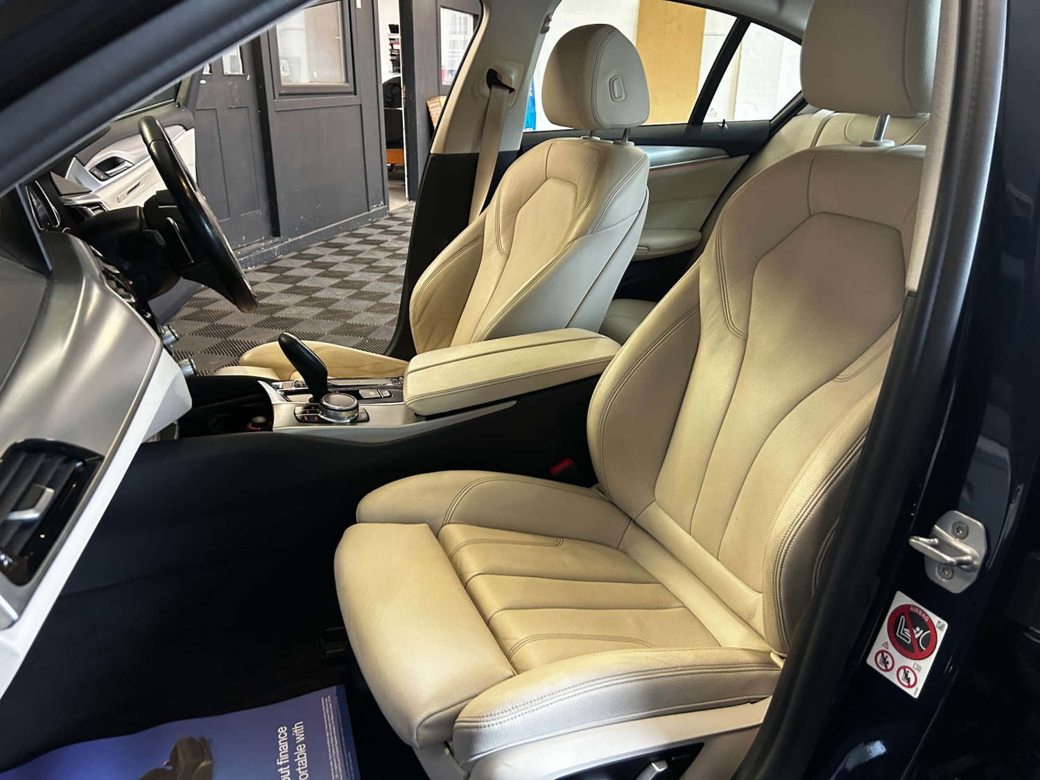 Used BMW 5 Series 2017 for sale - 76604270: Photo 62