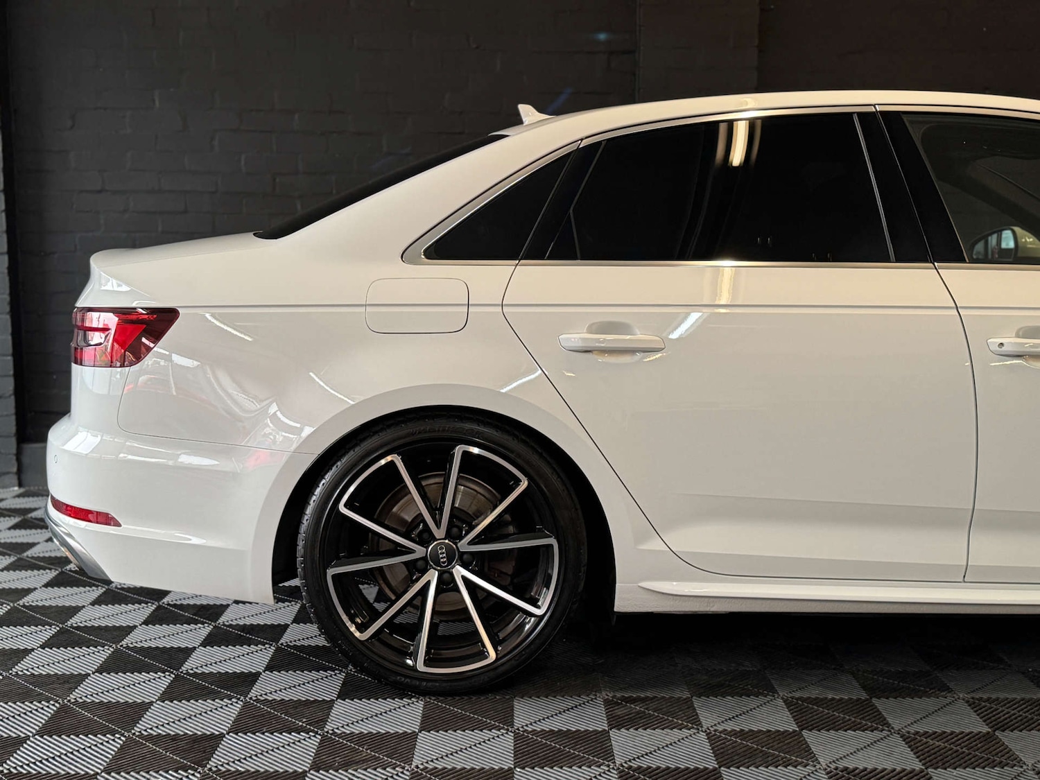Used Audi A4 2019 for sale - 76114480: Photo 18