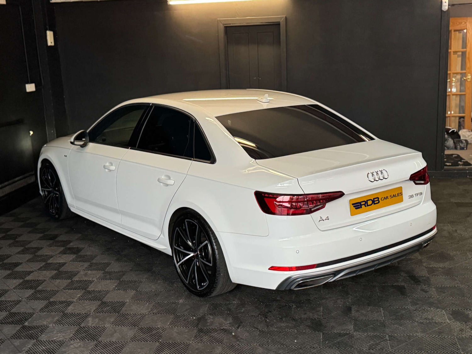 Used Audi A4 2019 for sale - 76114480: Photo 29