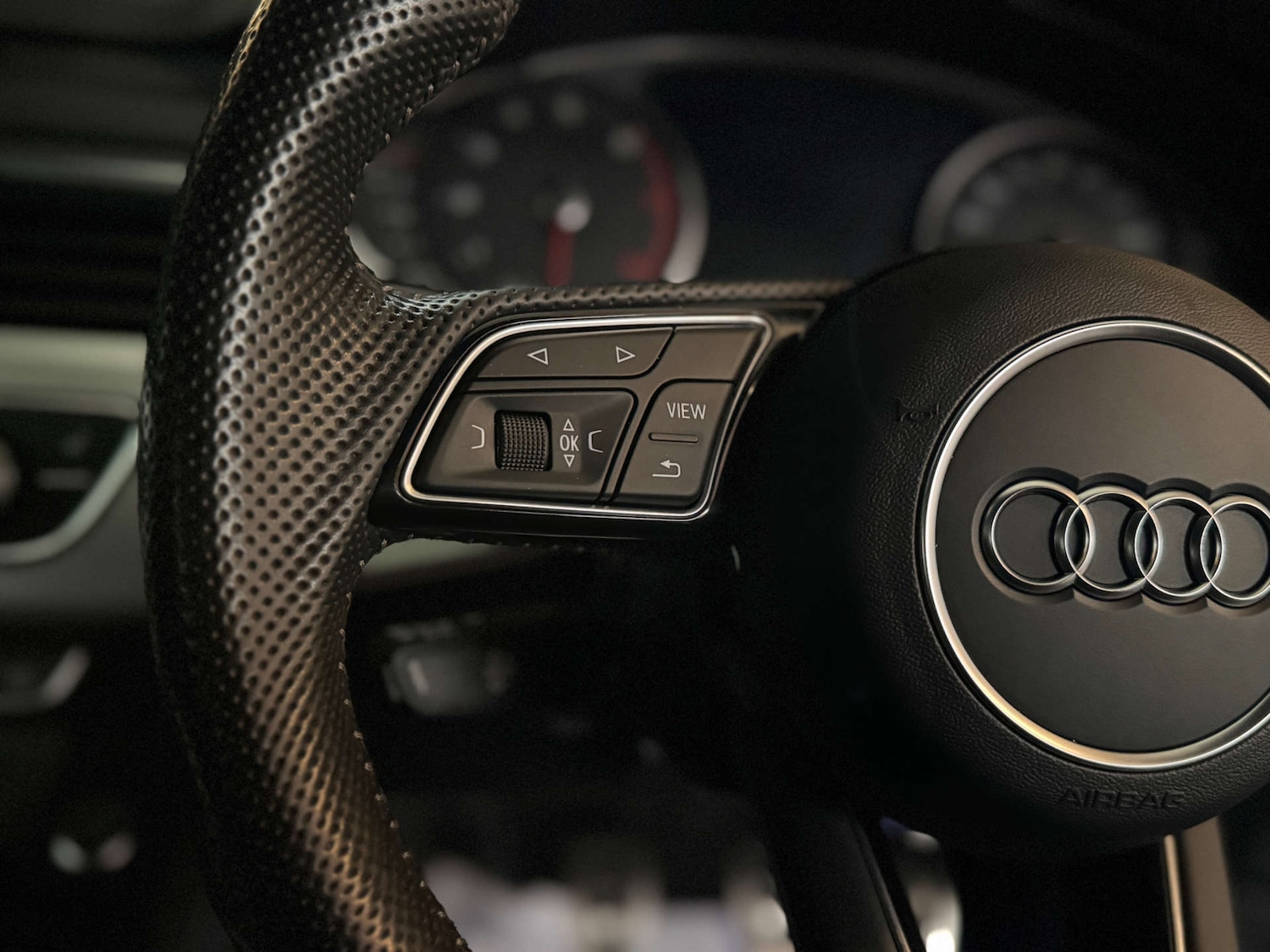 Used Audi A4 2019 for sale - 76114480: Photo 51