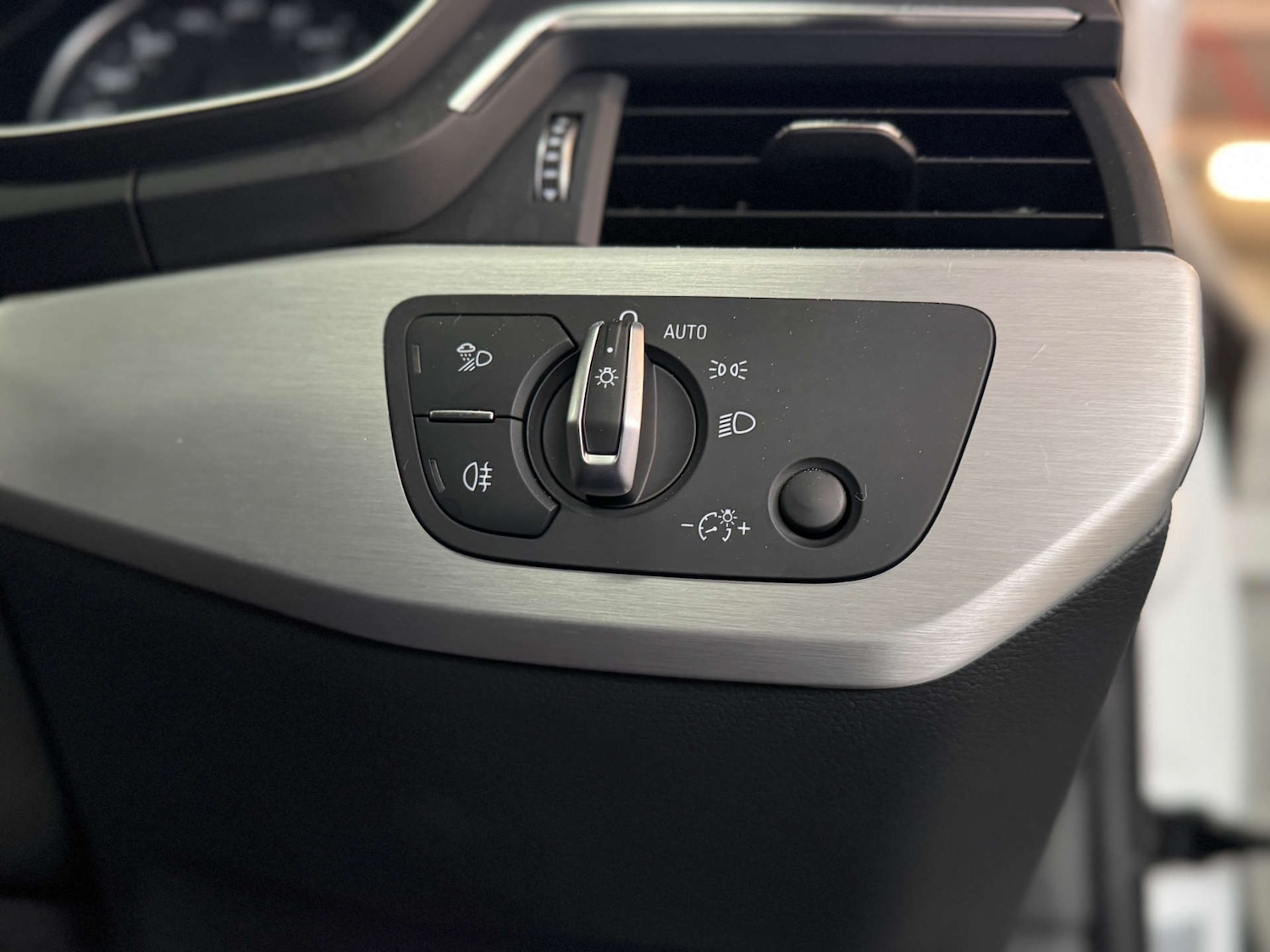 Used Audi A4 2019 for sale - 76114480: Photo 56