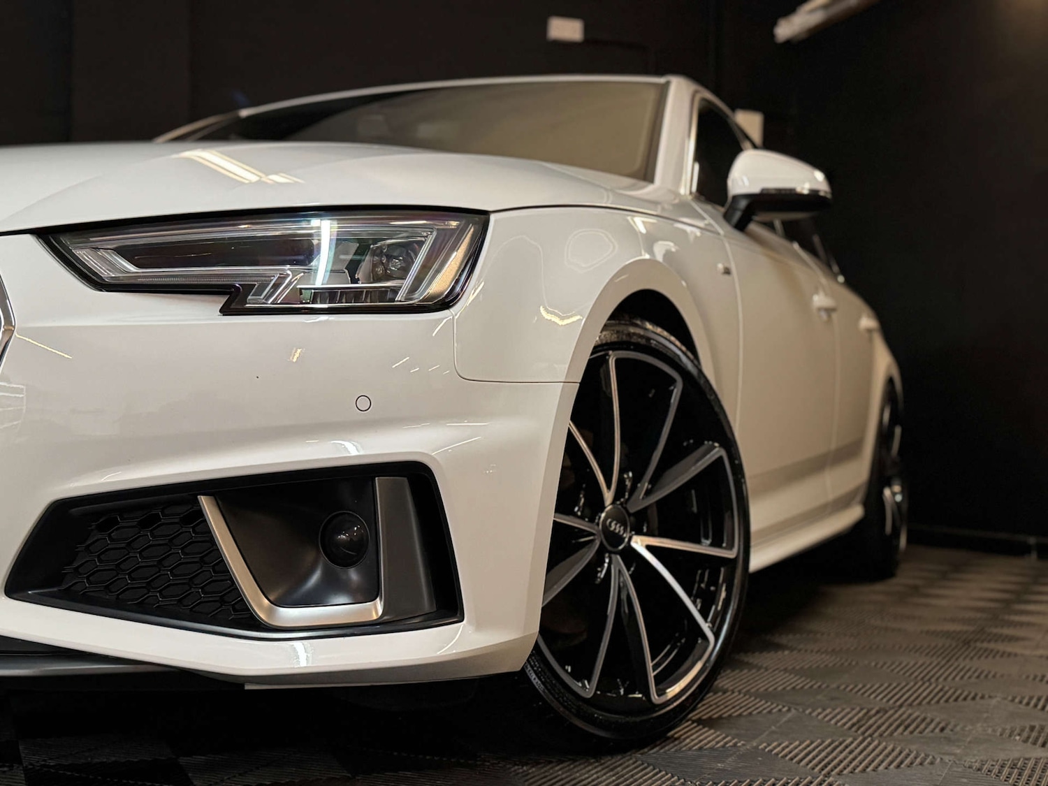 Used Audi A4 2019 for sale - 76114480: Photo 7