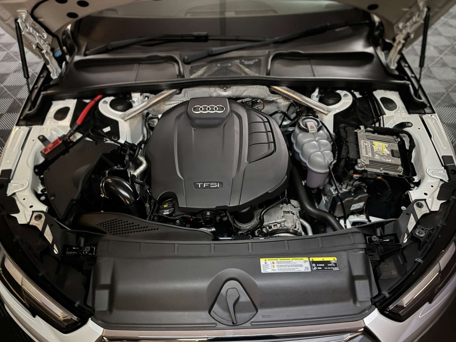 Used Audi A4 2019 for sale - 76114480: Photo 71