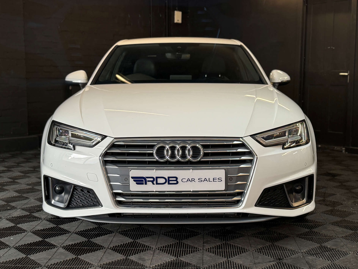 Used Audi A4 2019 for sale - 76114480: Photo 8