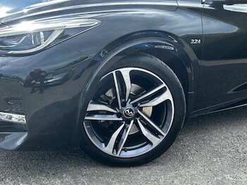 Used Infiniti Q30 2018 for sale - 78315879: Photo