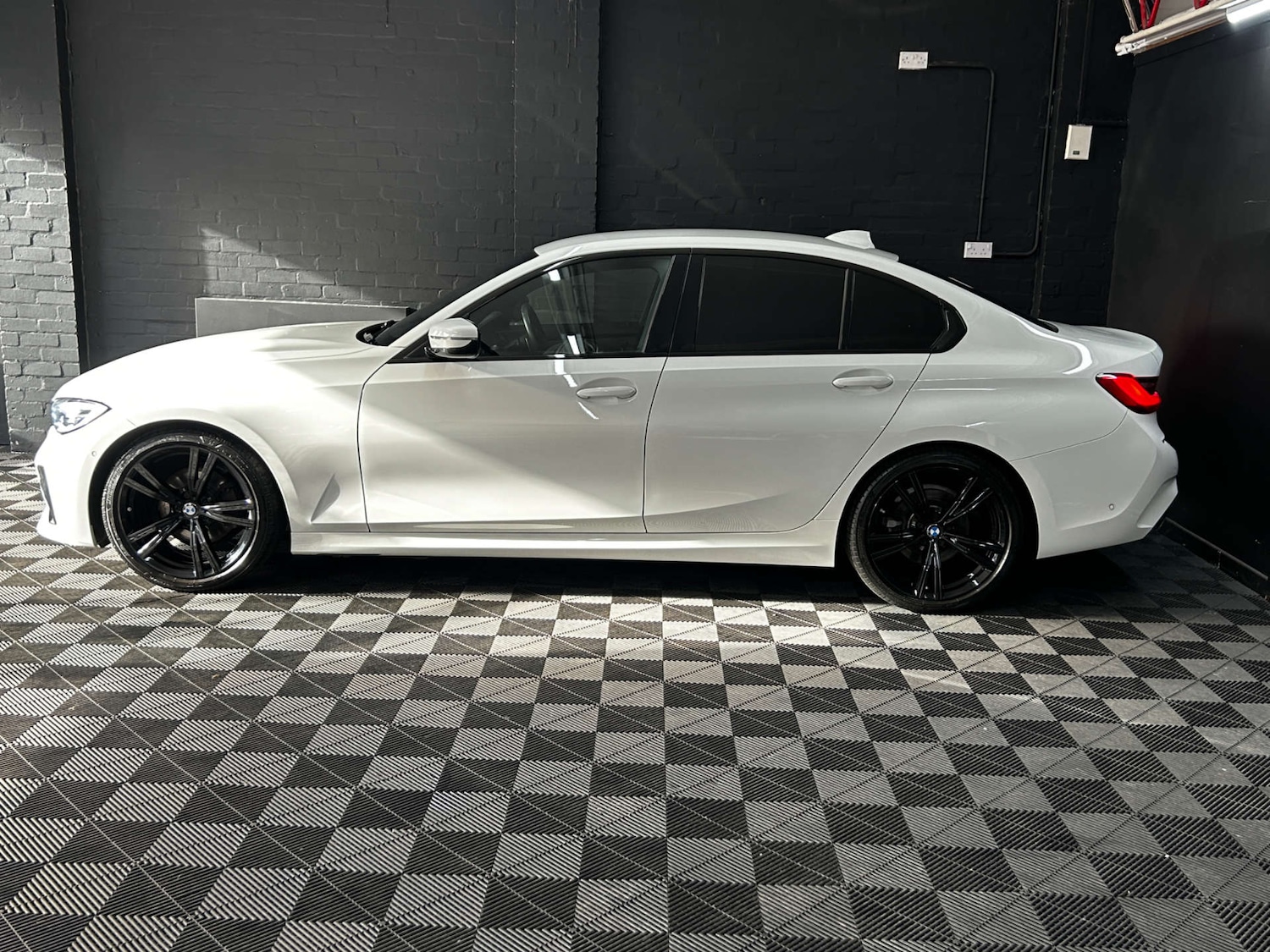 Used BMW 3 Series 2021 for sale - 77681251: Photo 18