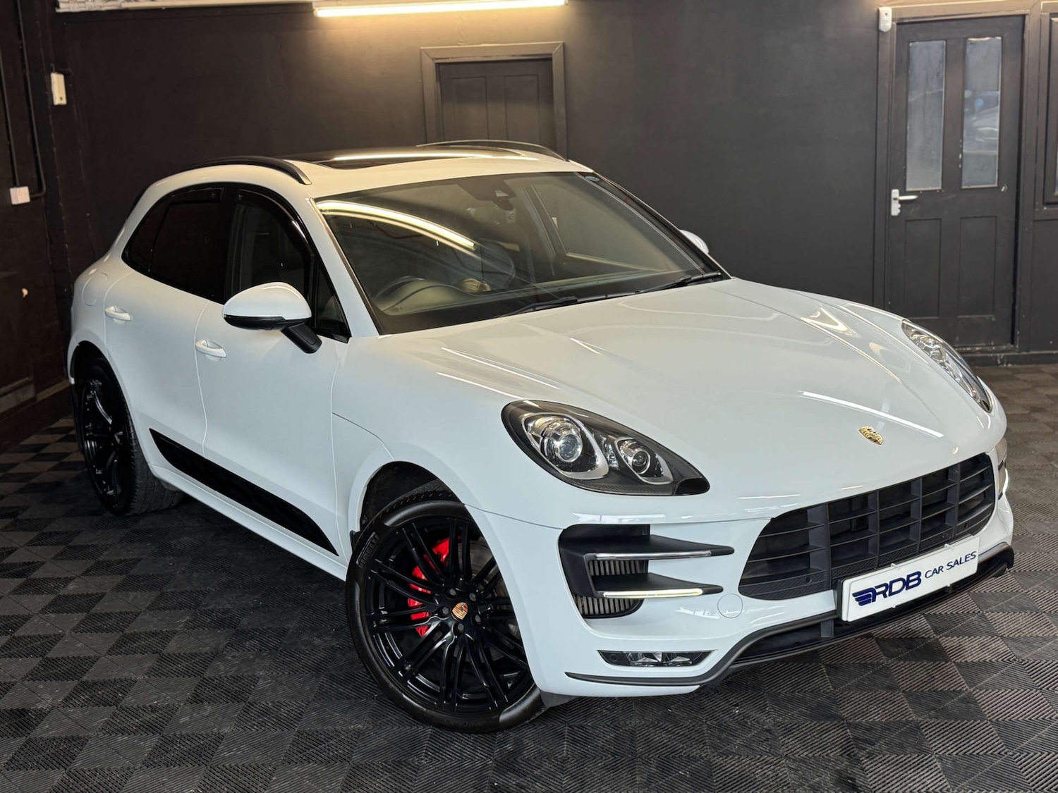 Used Porsche Macan 2017 for sale - 76404394: Photo 11